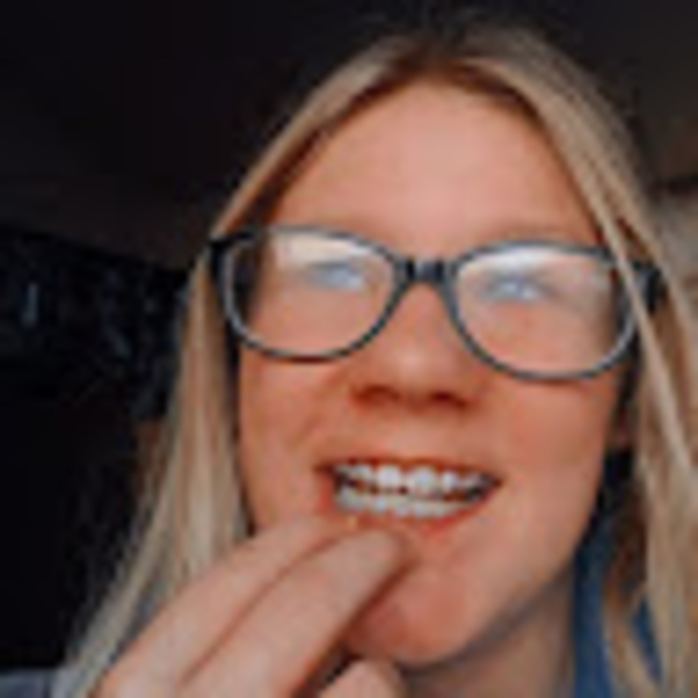 Meet your Posher, Lexi